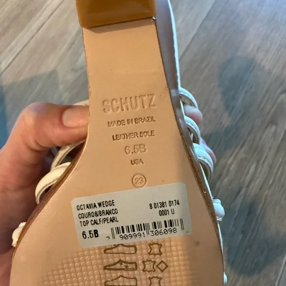 SCHUTZ Octavia Leather Wedge Sandals in Pearl. Size 6.5B. New with Tags. - Picture 7 of 8